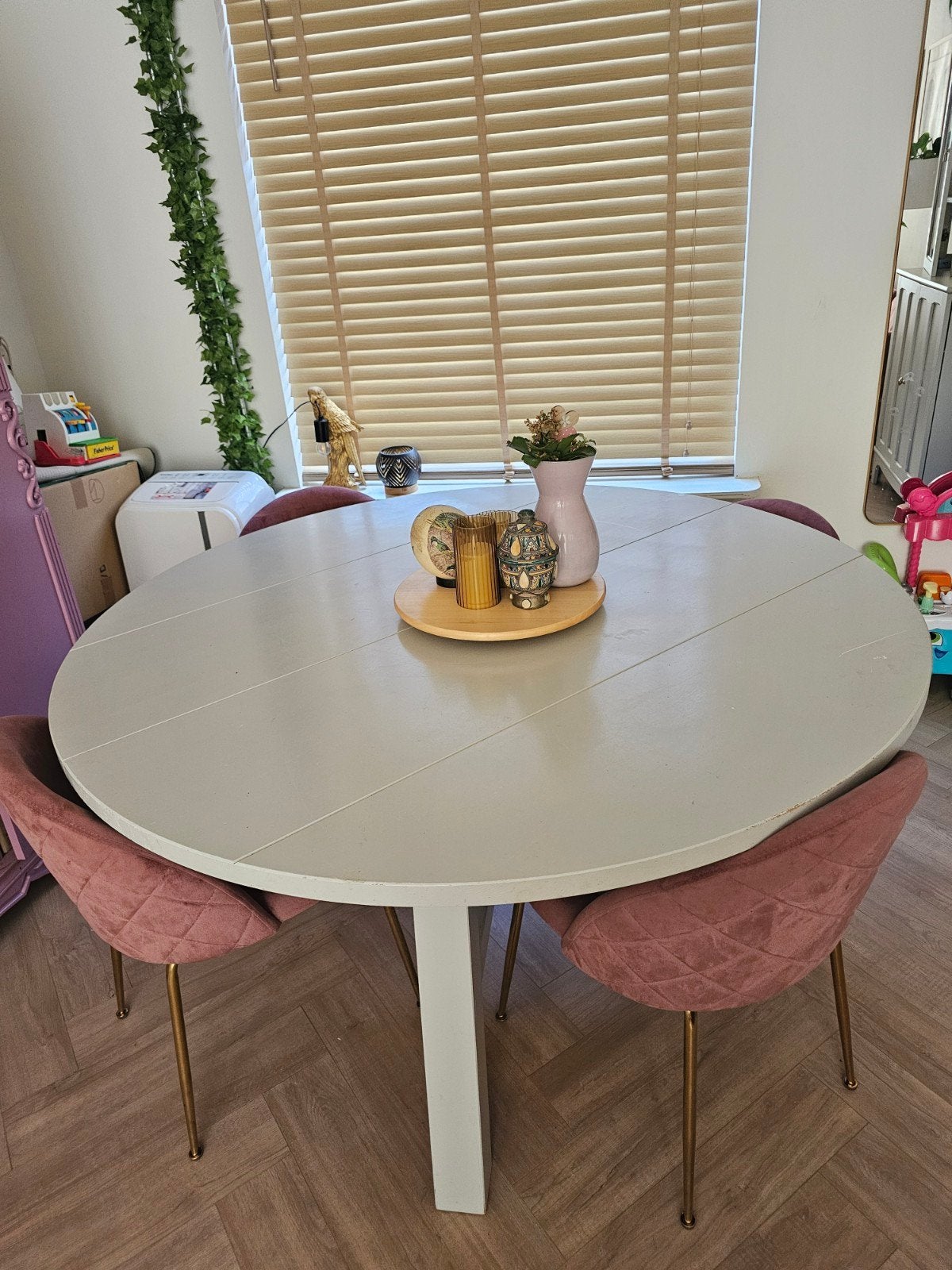 woood eettafel rond grijs 150 cm, Gebruikt, Rond, Ophalen of Verzenden, Vier personen