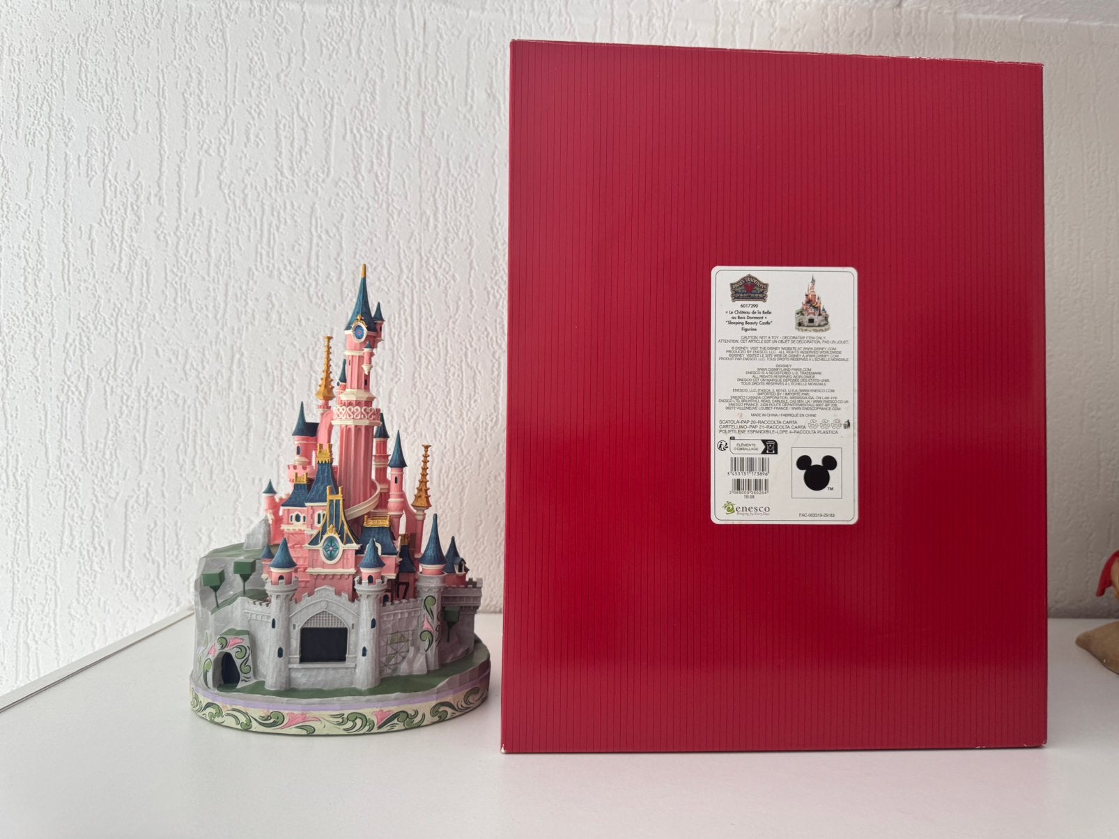Disney sleeping beauty kasteel jim shore, Ophalen, Mickey Mouse, Zo goed als nieuw, Beeldje of Figuurtje