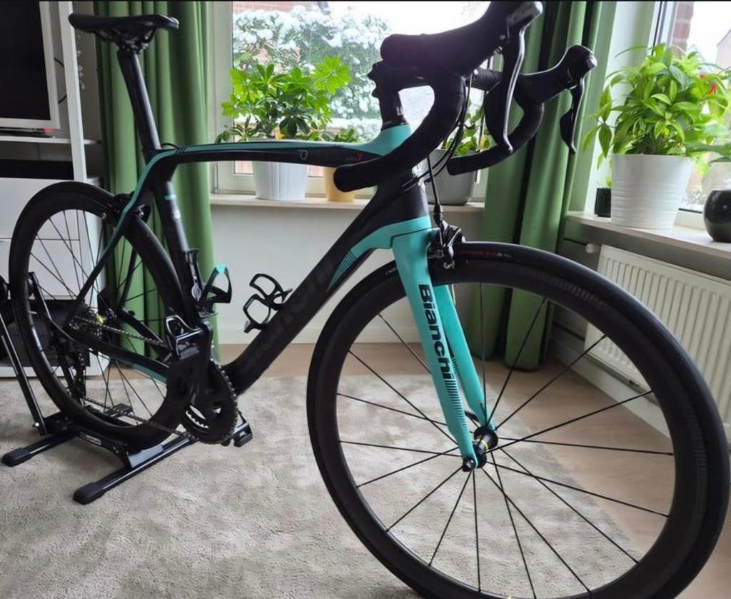 Bianchi Oltre XR3 carbon racefiets, 28 inch, Gebruikt, Carbon, Velgrem