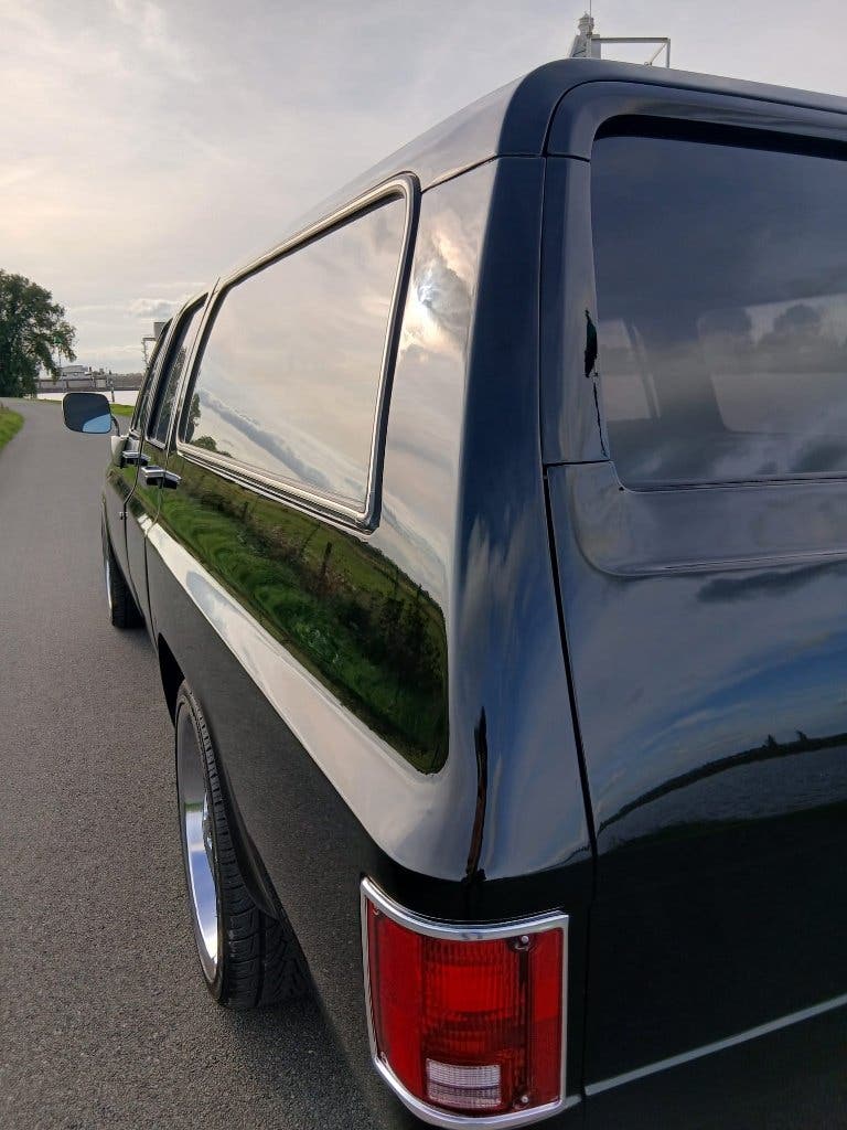 GMC Suburban bj1982 top staat LPG NL kenteken 2800kg trekken, foto 7