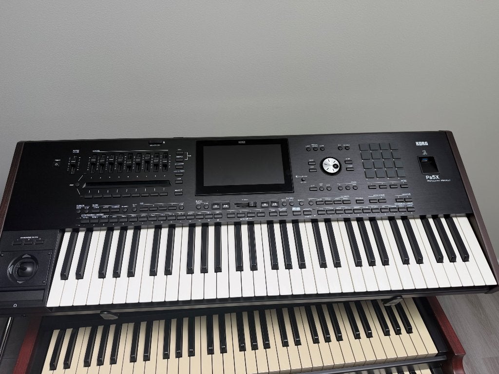 korg pa5x 61 toetsen, Muziek en Instrumenten, Keyboards, Ophalen, 61 toetsen, Korg, Zo goed als nieuw