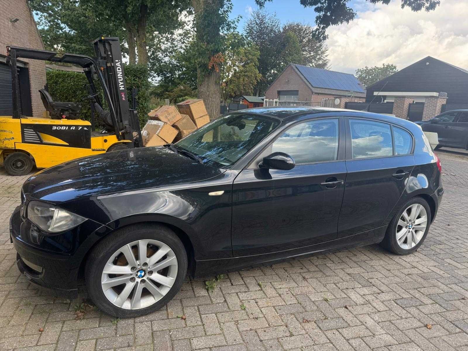 BMW - 2008 - 1-serie - 116i Business Line - Personenauto, Auto's, Achterwielaandrijving, Gebruikt, 1599 cc, 4 cilinders