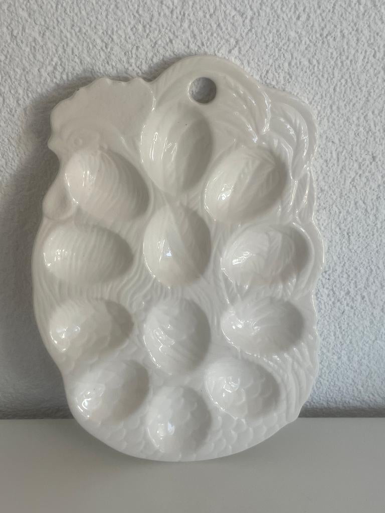 Vintage wit geglazuurde eierschaal voor 12 eieren, Gebruikt, Onbekend, Ophalen of Verzenden, Onbekend