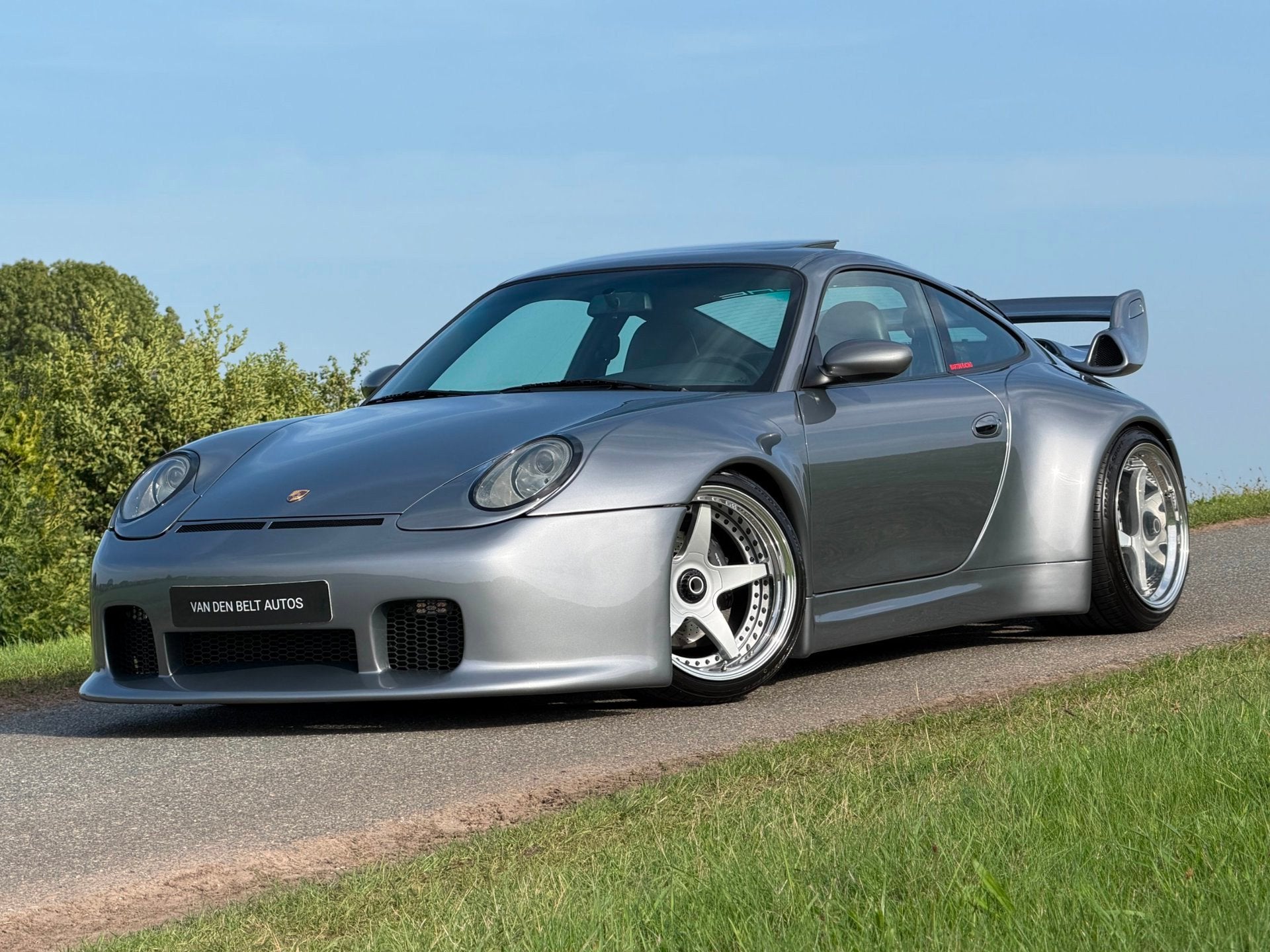 Porsche 911 3.4 Coupé Carrera |Mileswork widebody |Nieuwsta, Automaat, Achterwielaandrijving, Gebruikt, 4 stoelen