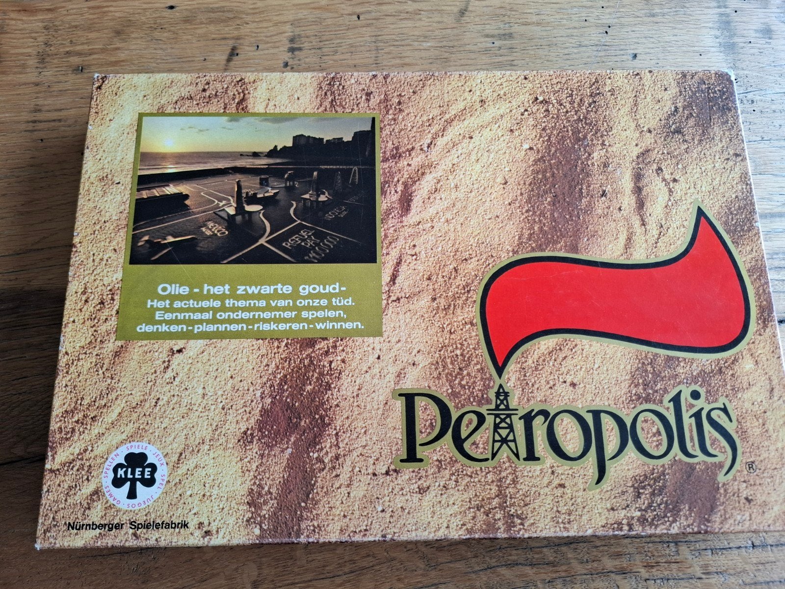 PETROPOLIS, Ophalen of Verzenden