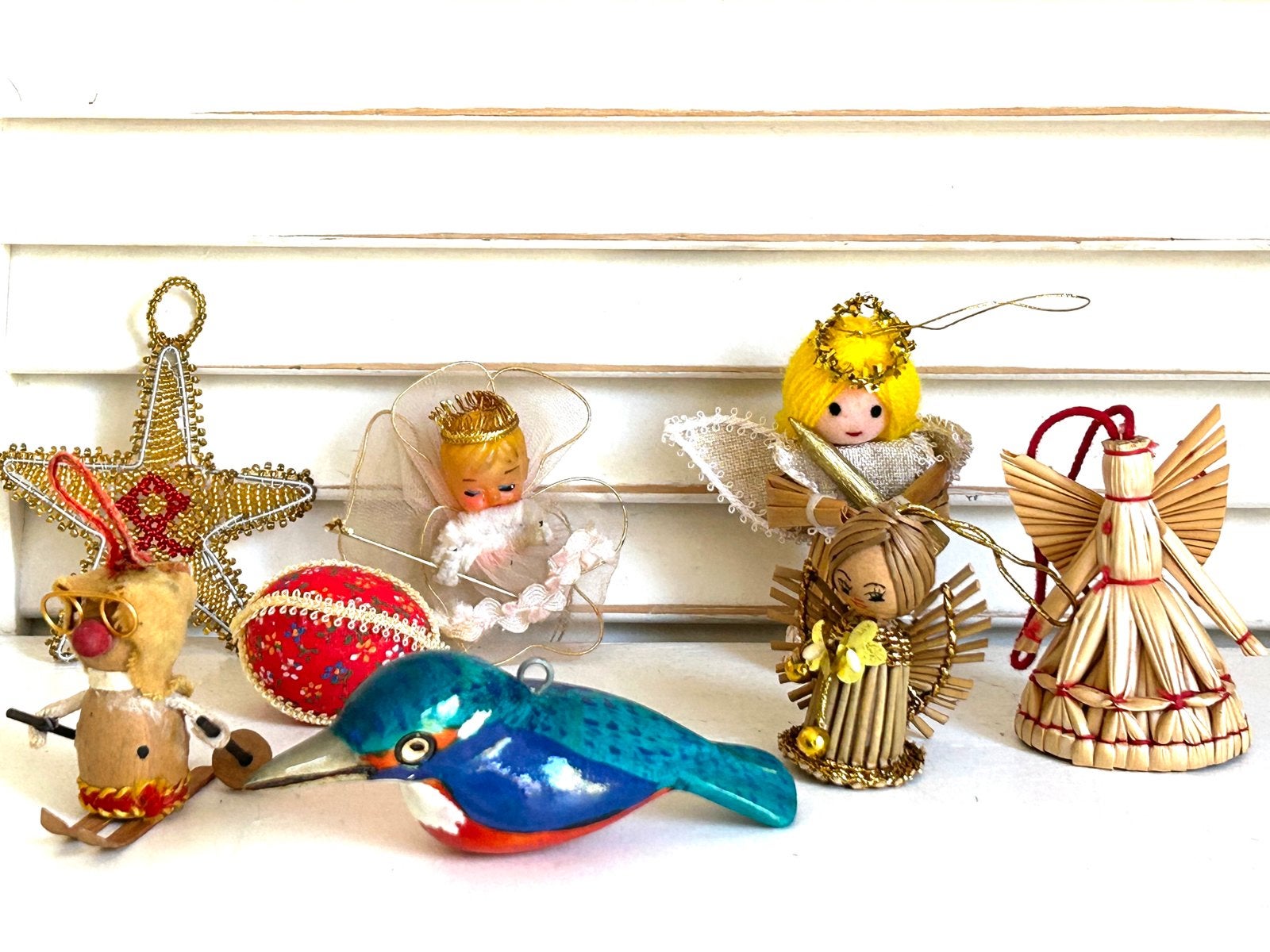 Acht vintage kerstboomhangers ornamenten engel skifiguur etc, Ophalen