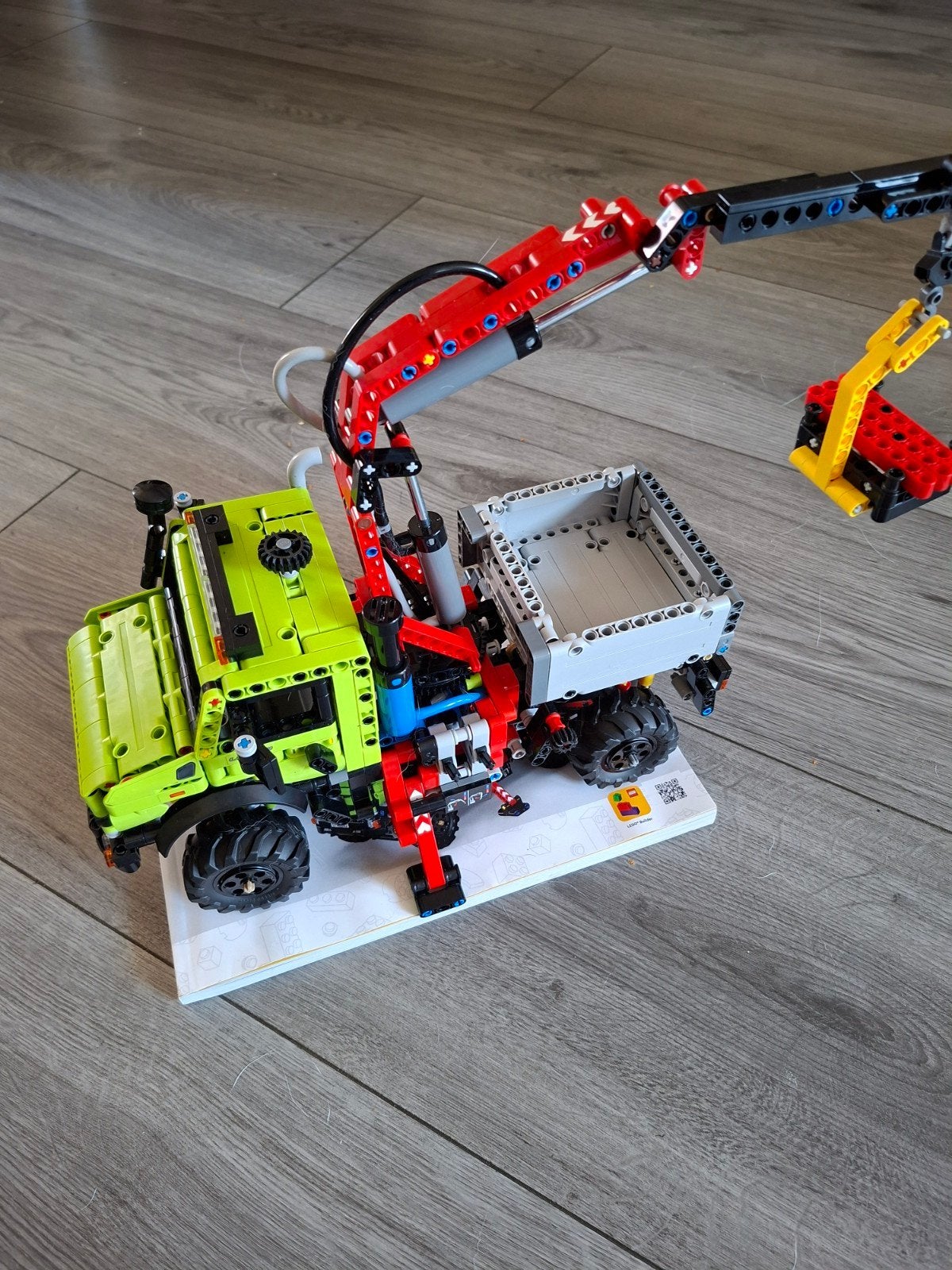 Lego Technic Unimog U 400 (42242) - Zo goed als nieuw, Ophalen of Verzenden, Nieuw