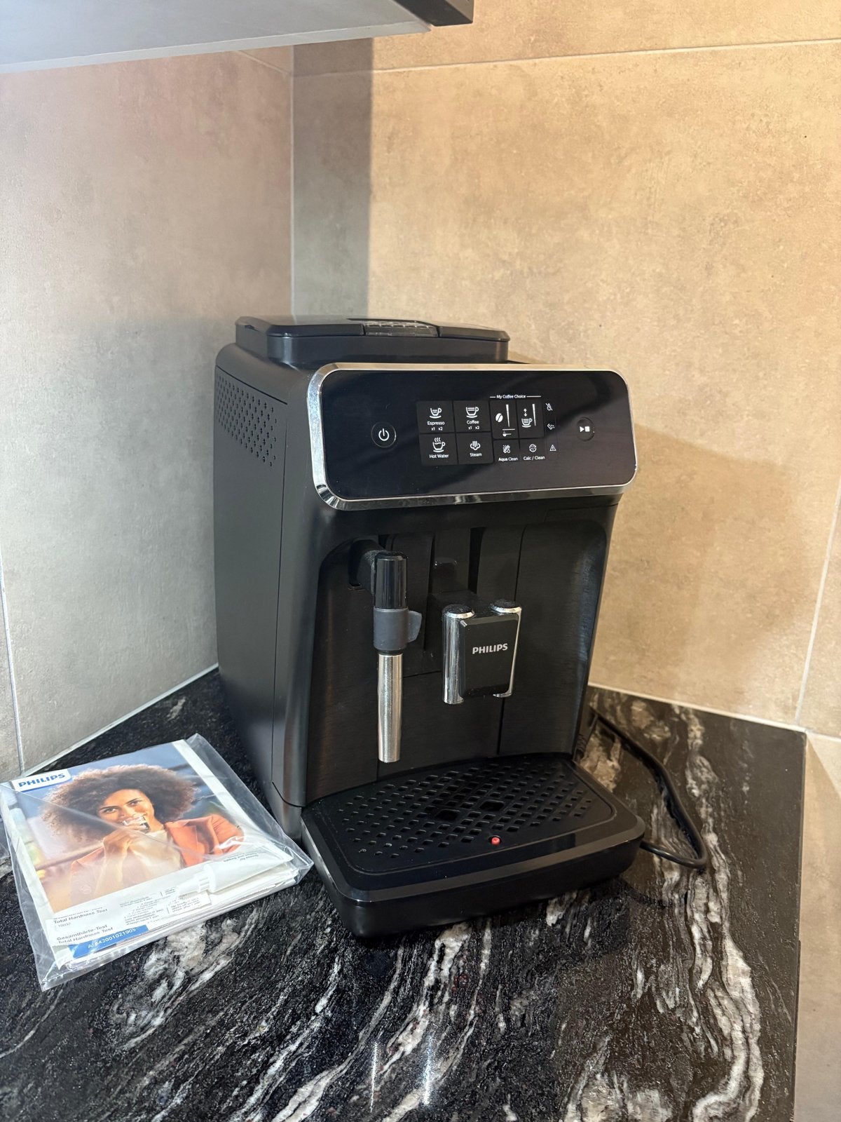 Philips 2200 serie volautomatische espressomachine, Afneembaar waterreservoir, Espresso apparaat, 10 kopjes of meer, Zo goed als nieuw