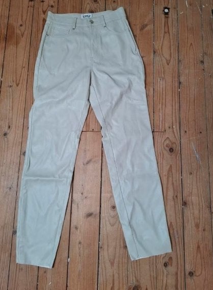 Only broek maat M te koop!, Maat 38/40 (M), Only, Beige, Ophalen of Verzenden