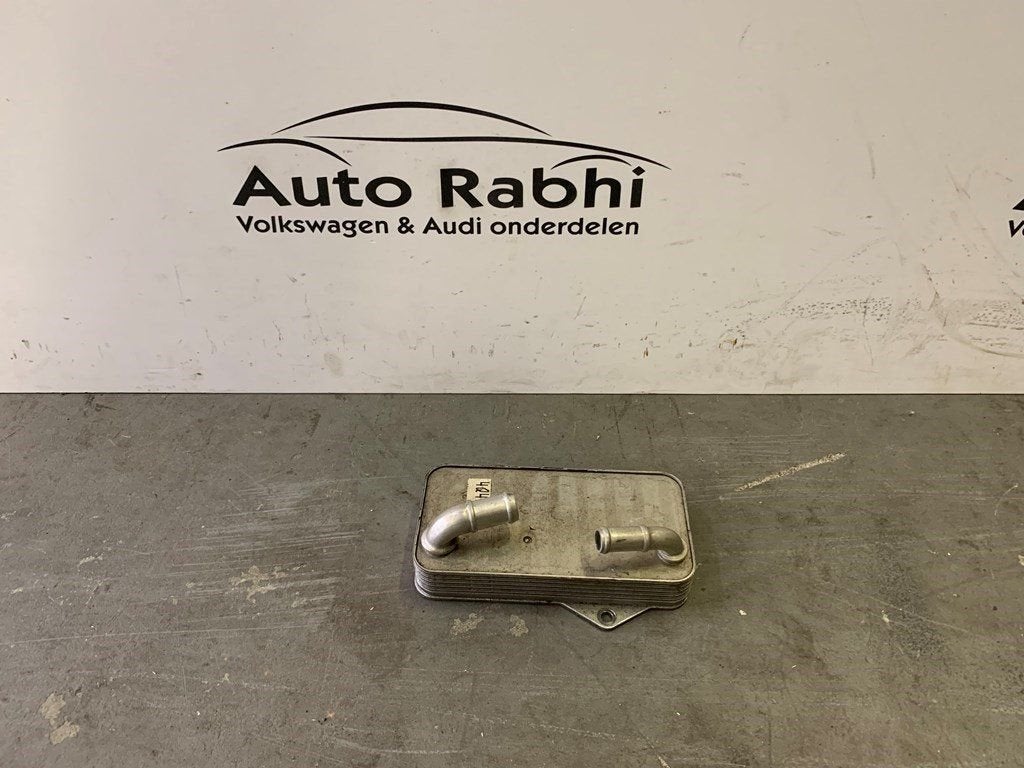 VW Audi Seat Skoda oliekoeler 0GC317019A, Gebruikt, -, -, Ophalen of Verzenden