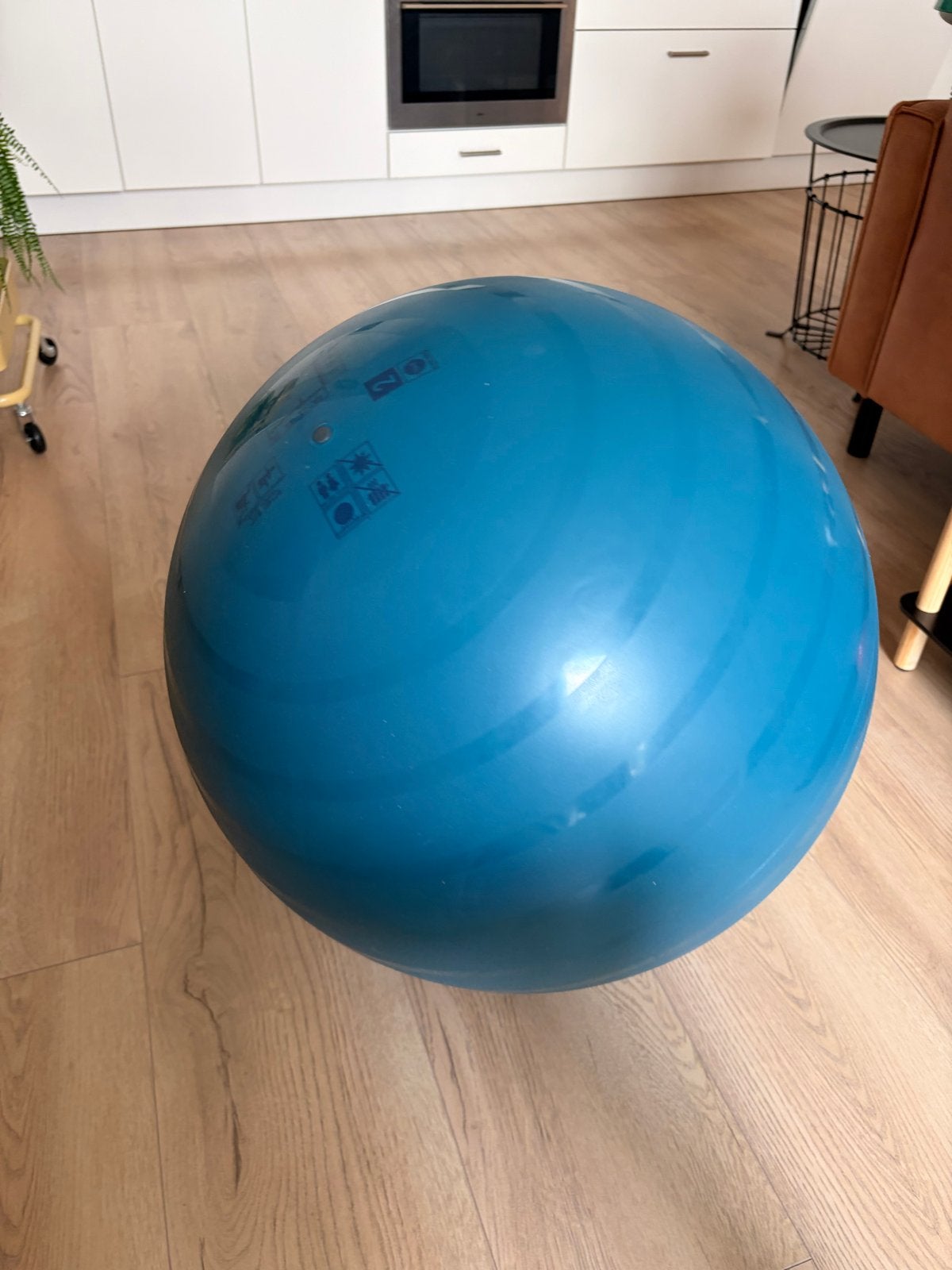 Fitnessbal / Gymbal / Yogabal / Birthball, Ophalen of Verzenden, Gebruikt, Buik, Fitnessbal