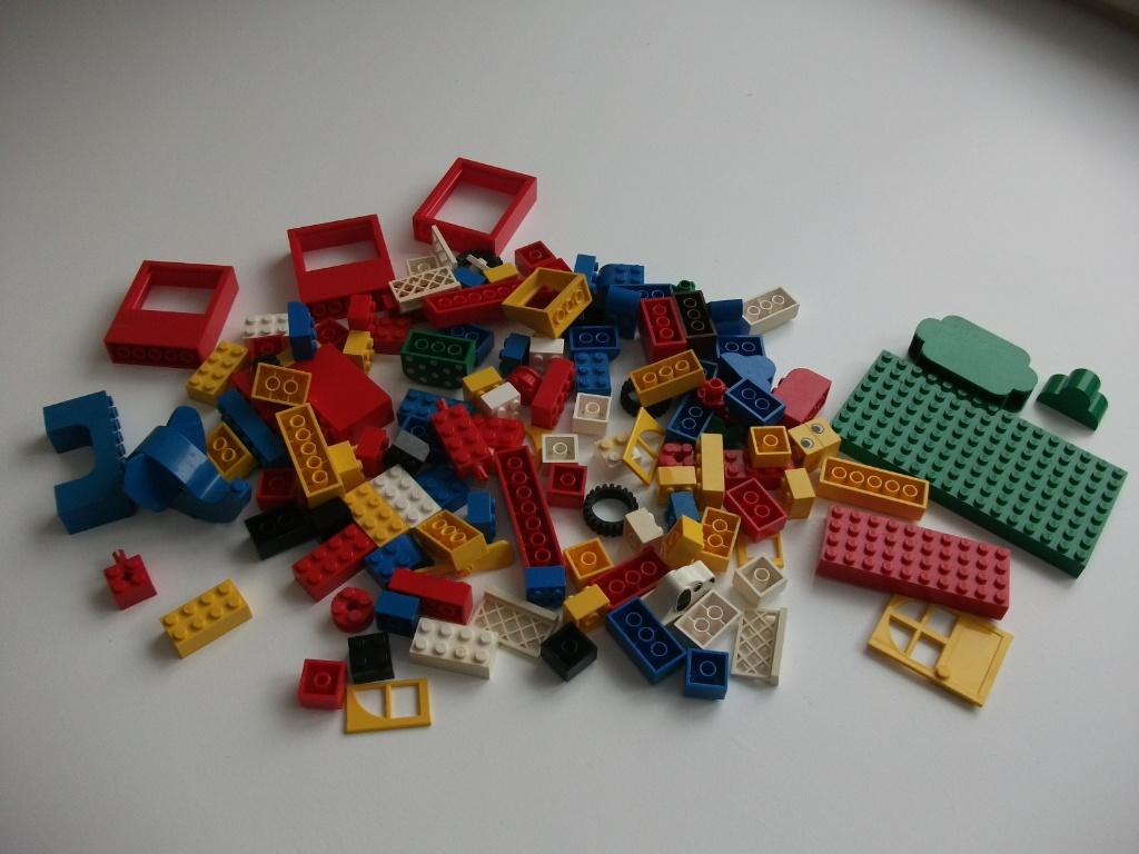 LEGO set 4133 Small Freestyle Bucket #2, Kinderen en Baby's, Speelgoed | Duplo en Lego, Gebruikt, Lego, Ophalen of Verzenden, Compleet