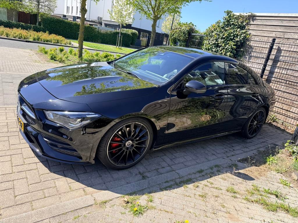 Mercedes-Benz CLA 220 d 190pk 8G-DCT 2020 Zwart, CLA, Zwart, Lichtsensor, Zwart