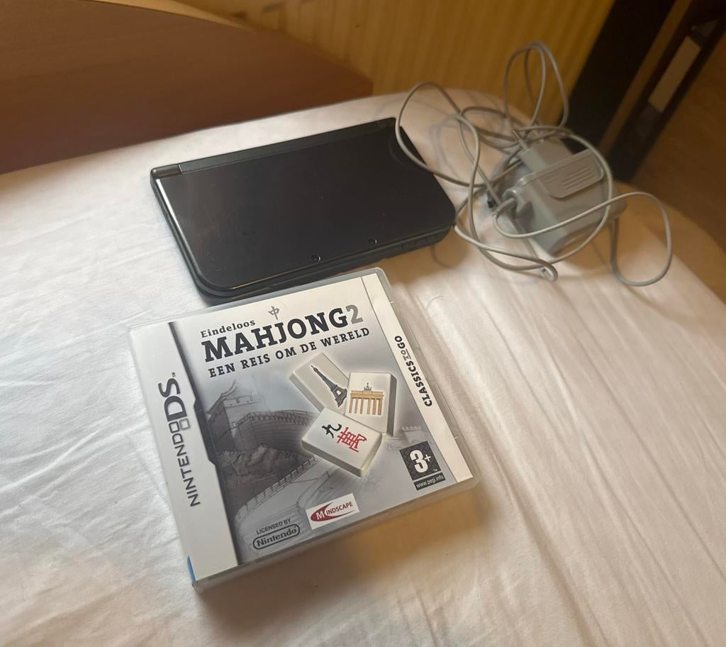 Nintendo New 3DS XL met IPS scherm, 4 games en lader, Met games, Zwart, 3DS XL, Ophalen of Verzenden