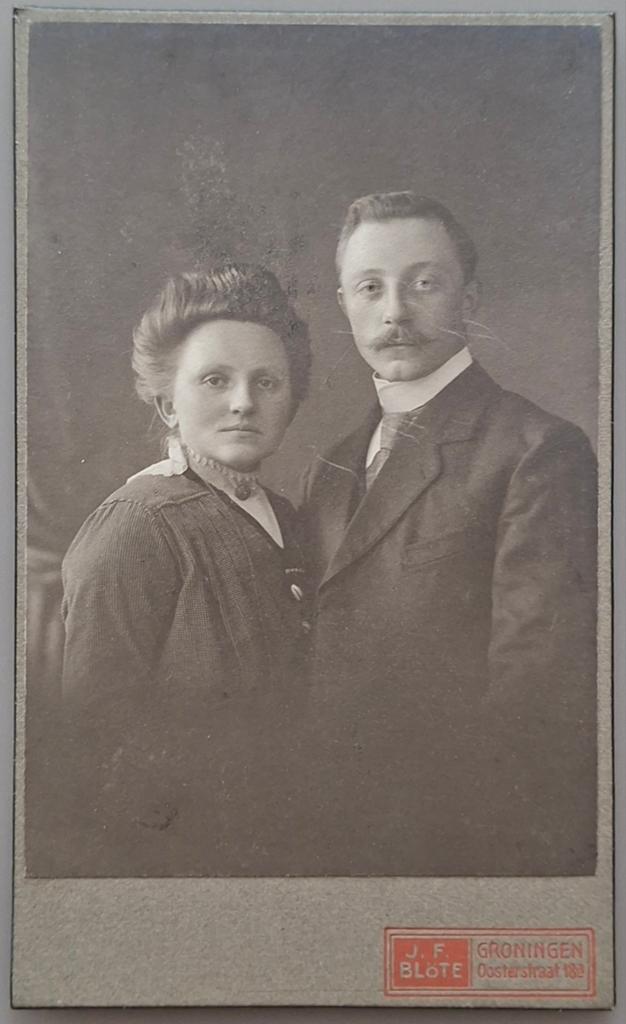 258 cdv echtpaar Groningen fotograaf J.F. Blöte, Verzamelen, Foto's en Prenten, Ophalen of Verzenden, Voor 1940, Gebruikt