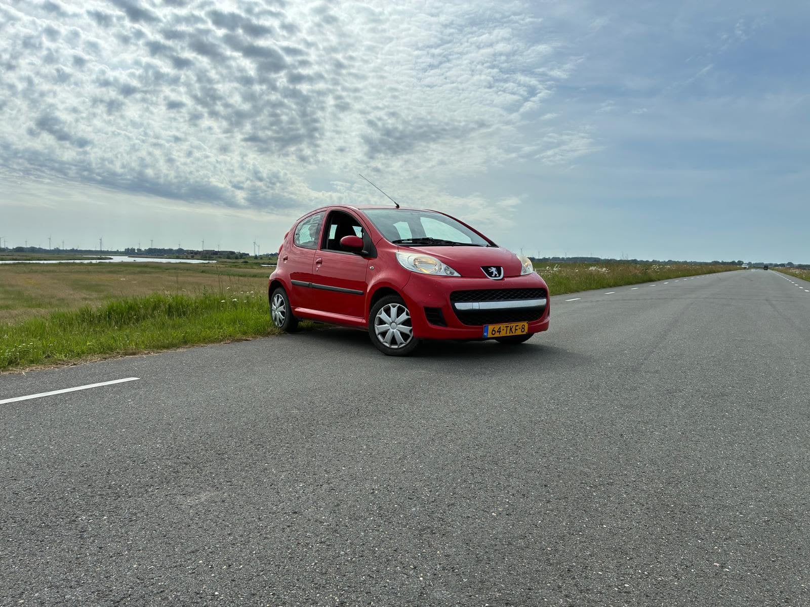 Peugeot 107 1.0 12V 5DR 2012 Rood, Auto's, Peugeot, Particulier, Elektrische ramen, Isofix, Trekhaak, Benzine, A, Hatchback, Handgeschakeld