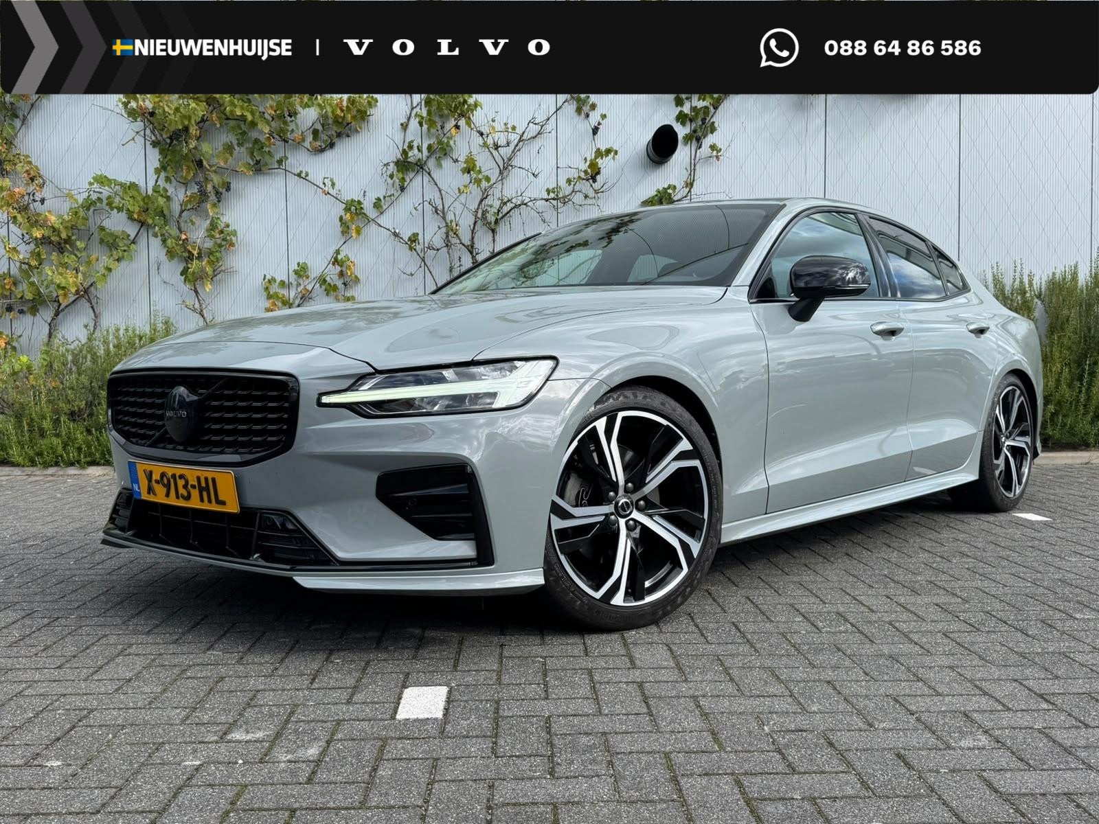 Volvo S60 2.0 B4 Plus Dark | Adaptieve Cruise Control | Heic