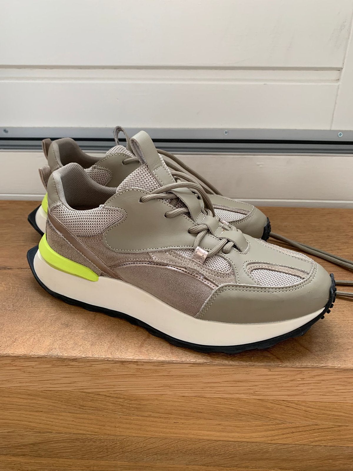 Sacha sneaker, maat 38, Kleding | Dames, Schoenen, Ophalen of Verzenden, Zo goed als nieuw, Beige, Sneakers of Gympen