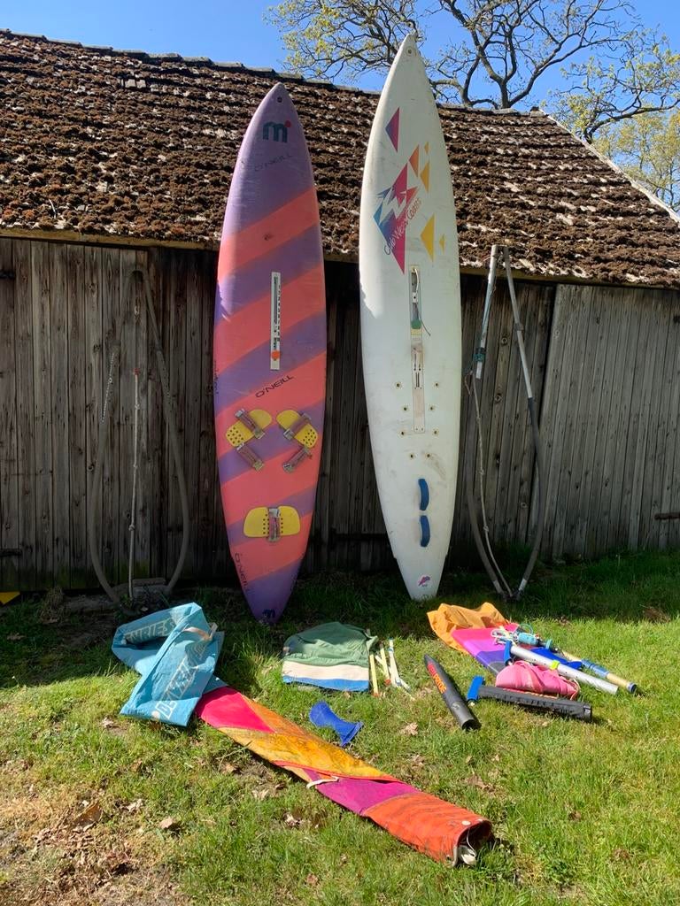 Surfplanken met zeilen, gieken, enz., Watersport en Boten, Windsurfen, Ophalen, Met draagtas, 300 cm of meer, Complete set