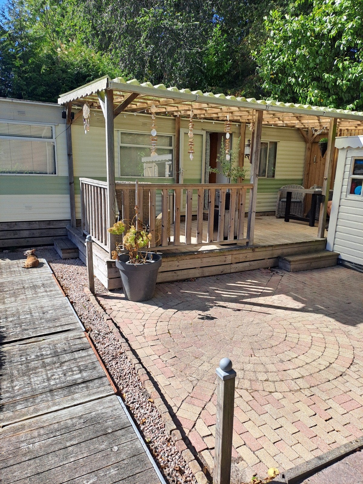 Stacaravan met staanplaats op chaletpark Kuikhorne, Caravans en Kamperen