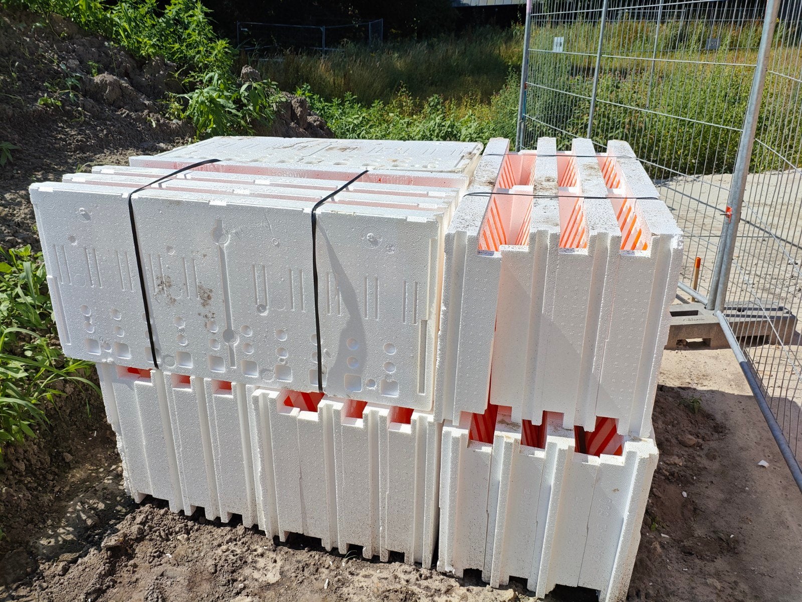 24x Isobouw PowerKist zijwand 1200x500mm (=0,60 m²), Doe-het-zelf en Verbouw, Metselstenen, Ophalen, Nieuw
