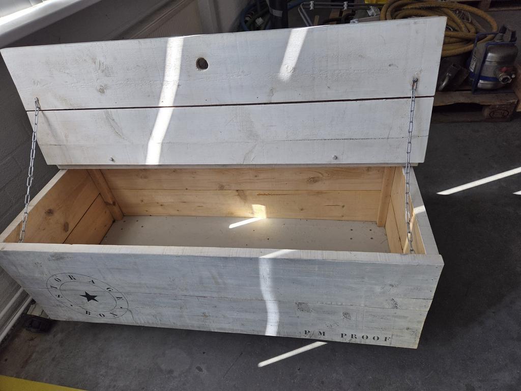 Houten (steigerhout) kist op wielen, Ophalen, Gebruikt, 100 tot 150 cm, 50 tot 75 cm