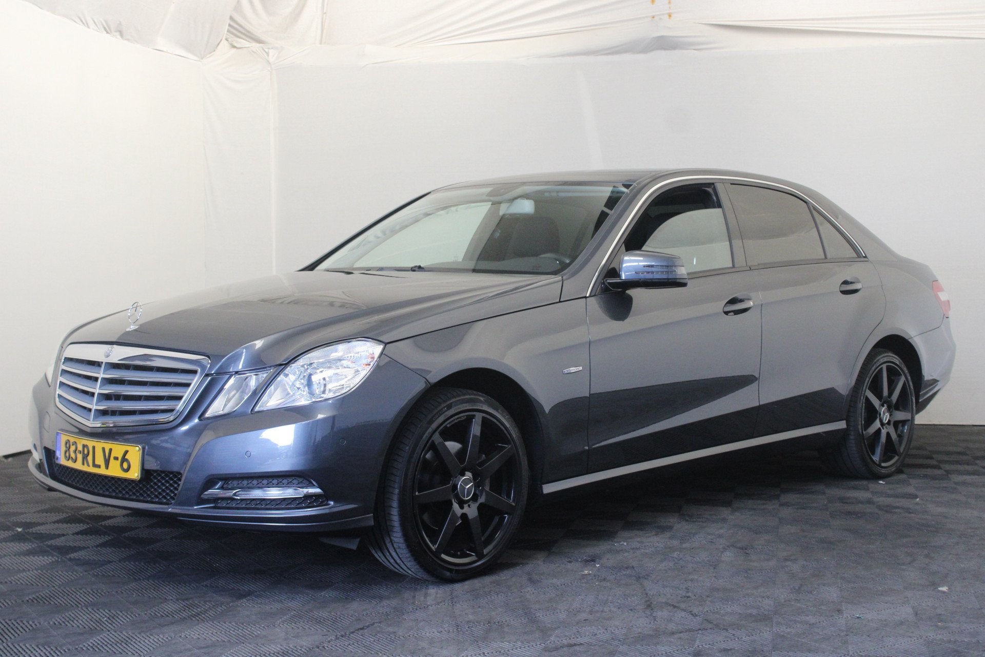Mercedes-Benz E-Klasse 200 CGI Business Class (bj 2011), Automaat, Euro 5, Gebruikt, Zwart