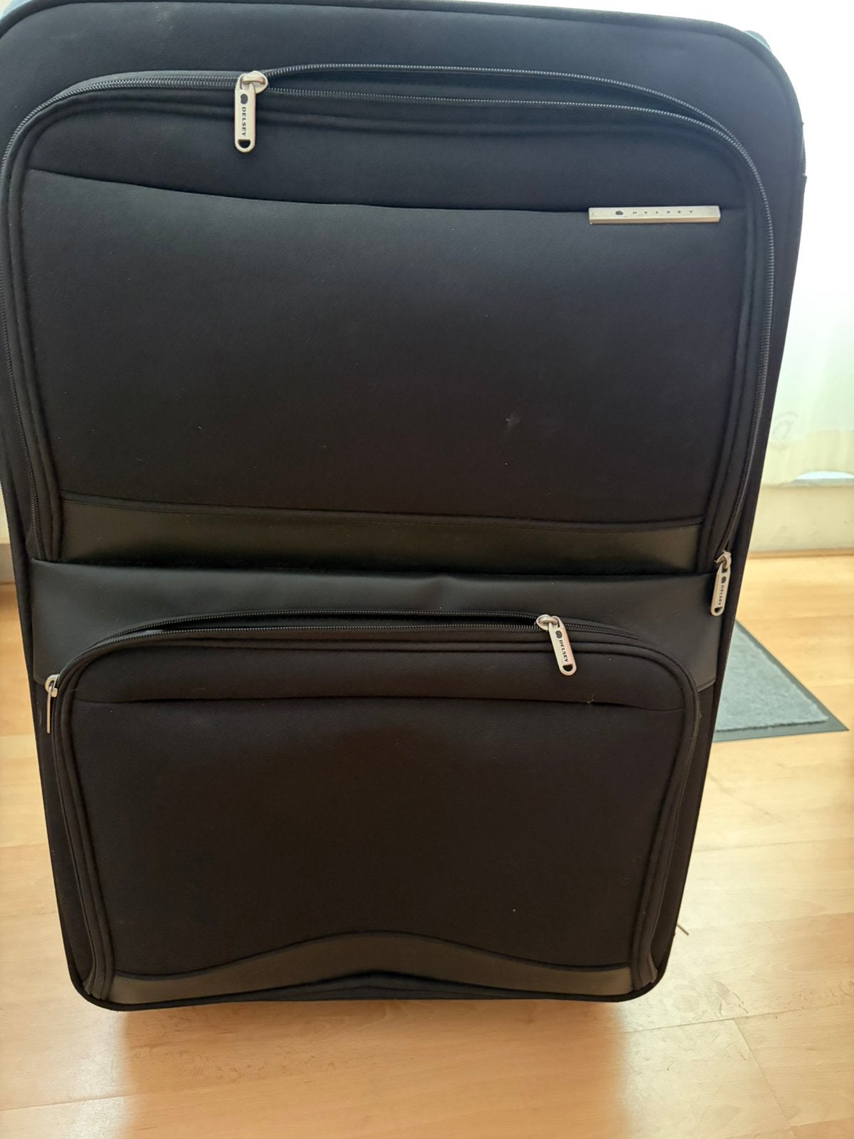 Nette grote koffer, Sieraden, Tassen en Uiterlijk, Koffers, Ophalen, Overige materialen, Wieltjes, 45 tot 55 cm
