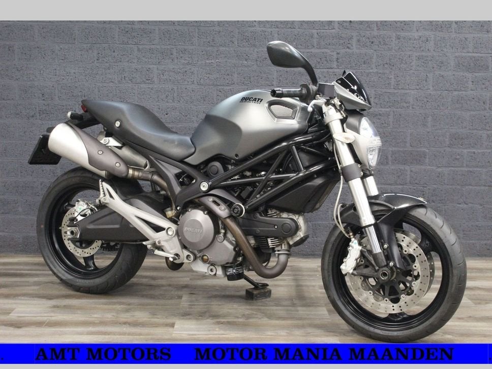DUCATI M 696 (bj 2010) M696 Mat Grijs, Motoren, Motoren | Ducati, DUCATI, 2 cilinders, Bedrijf, Onbekend