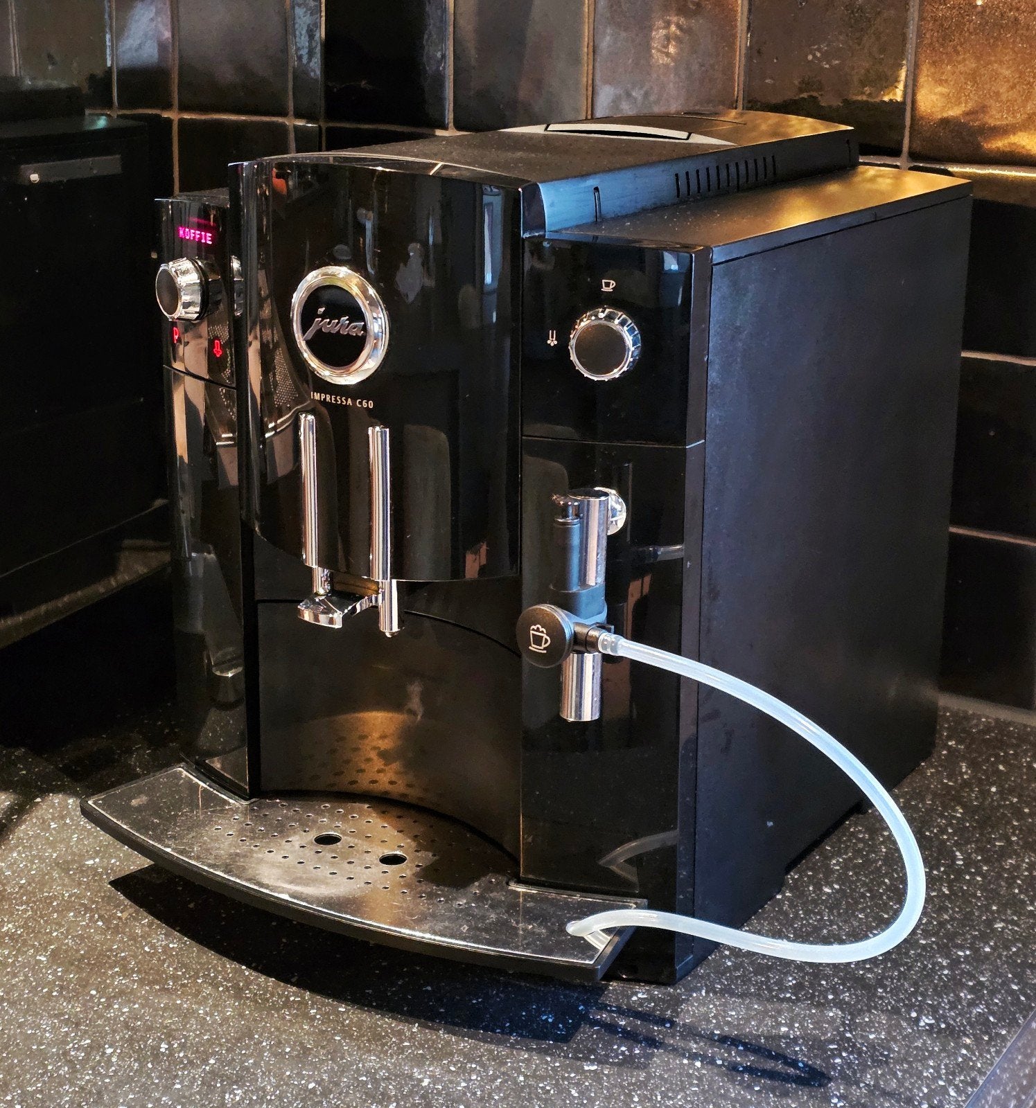 JURA C60 - refurbished, Info@vitellicoffee.nl, Ophalen of Verzenden, Vitelli Coffee, 10 kopjes of meer