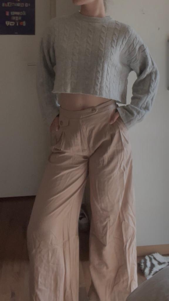 Beige pantalon van Reserved - Maat XS, Kleding | Dames, Broeken en Pantalons, Verzenden, Beige, Zo goed als nieuw, Maat 34 (XS) of kleiner