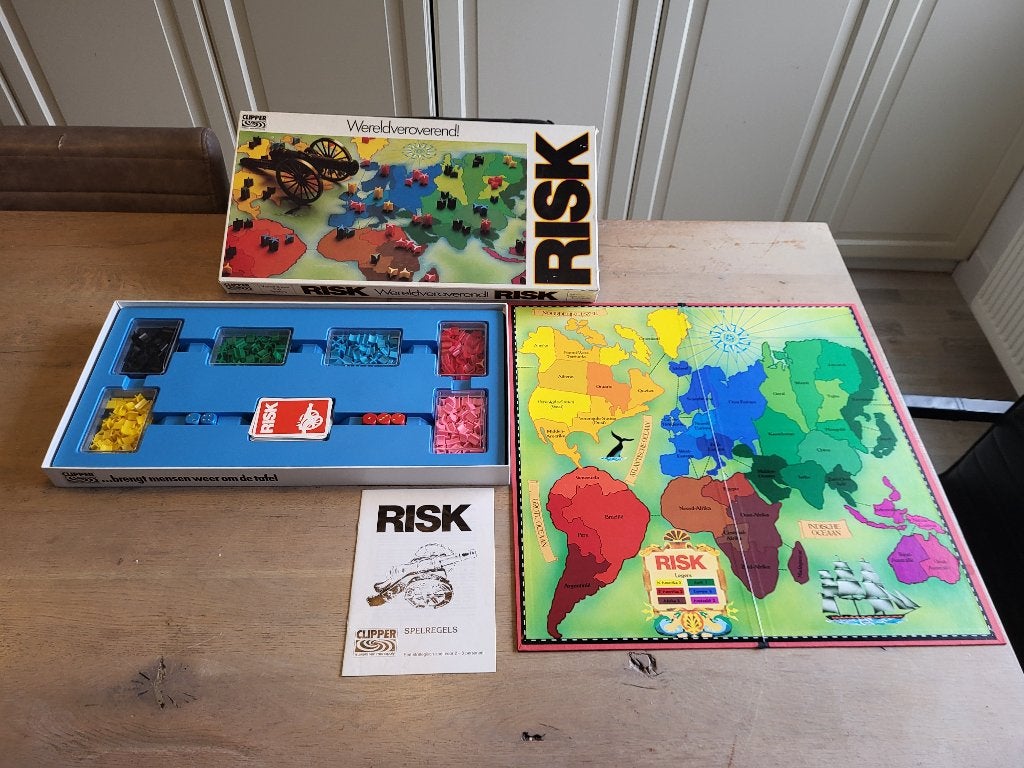 spel Risk vintage versie!, Vijf spelers of meer, Ophalen of Verzenden, Gebruikt