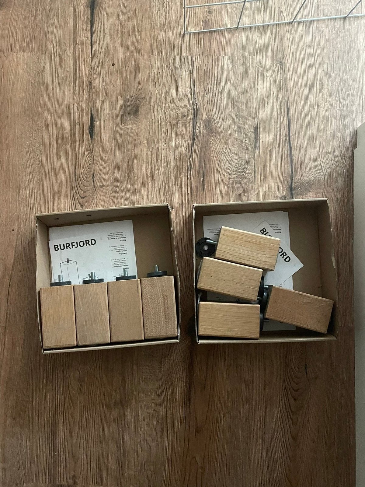 IKEA Burfjord bed poten, Ophalen