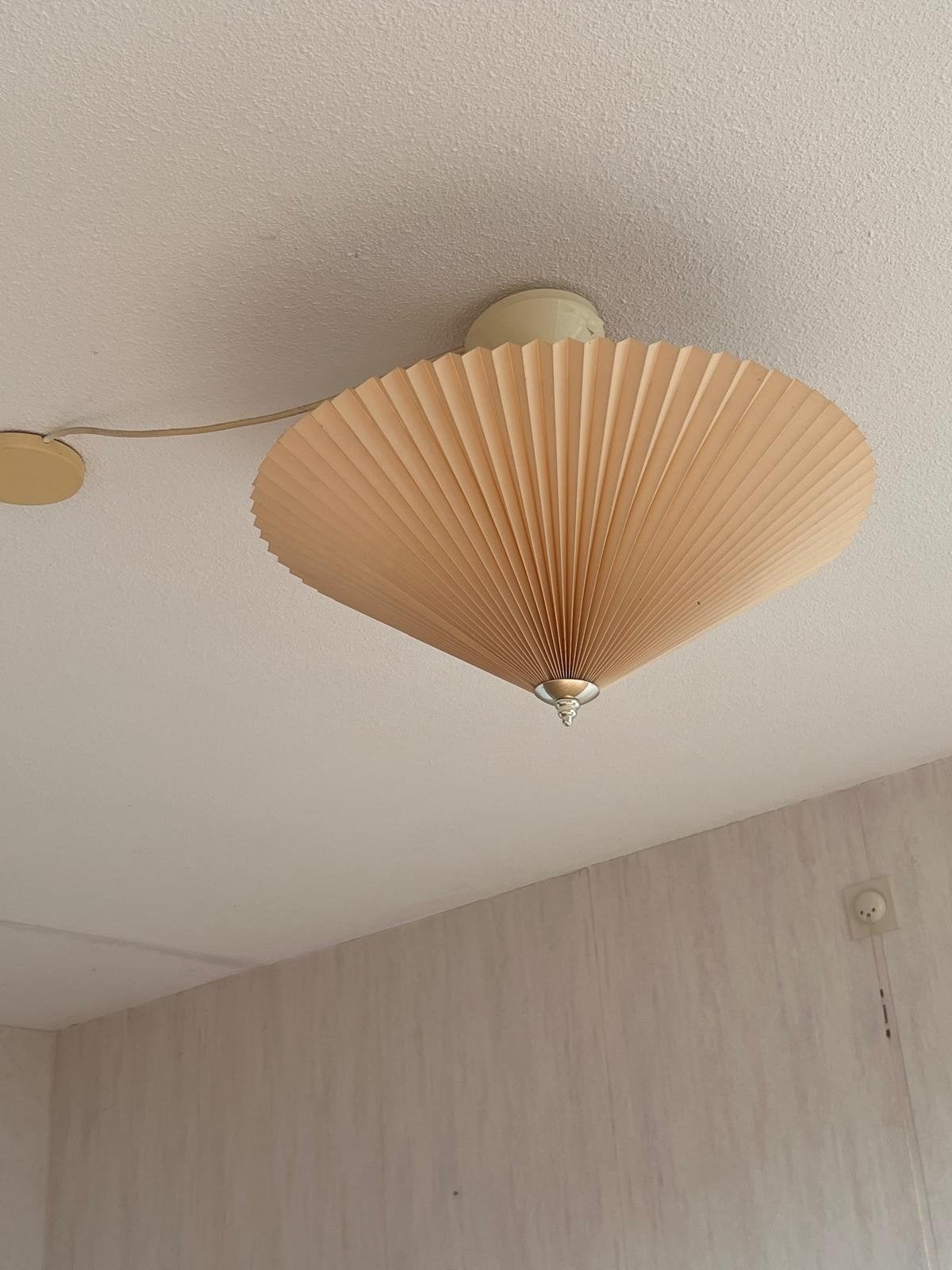 Vintage plissé plafondlamp - beige, Ophalen of Verzenden, Gebruikt, Kunststof