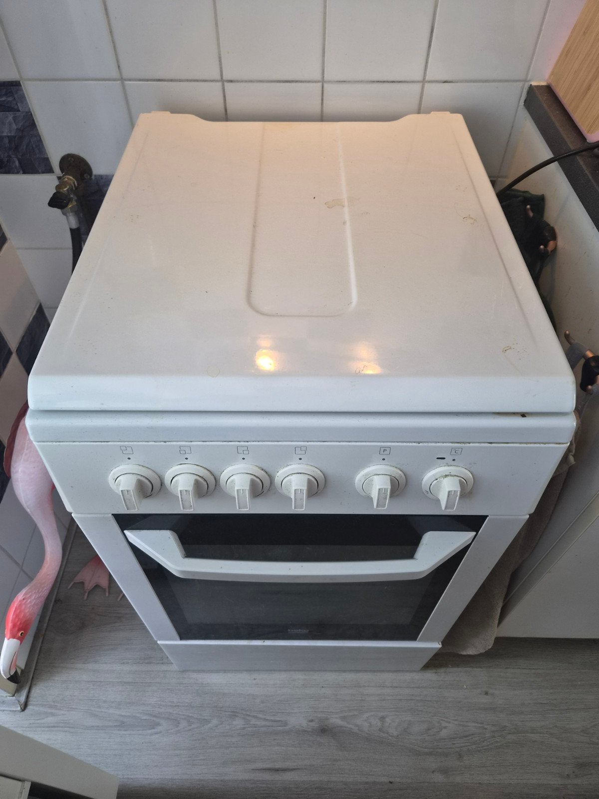 Wit gasfornuis met 4 pitten en elektrische oven, Ophalen, Gebruikt, 4 kookzones, Gas