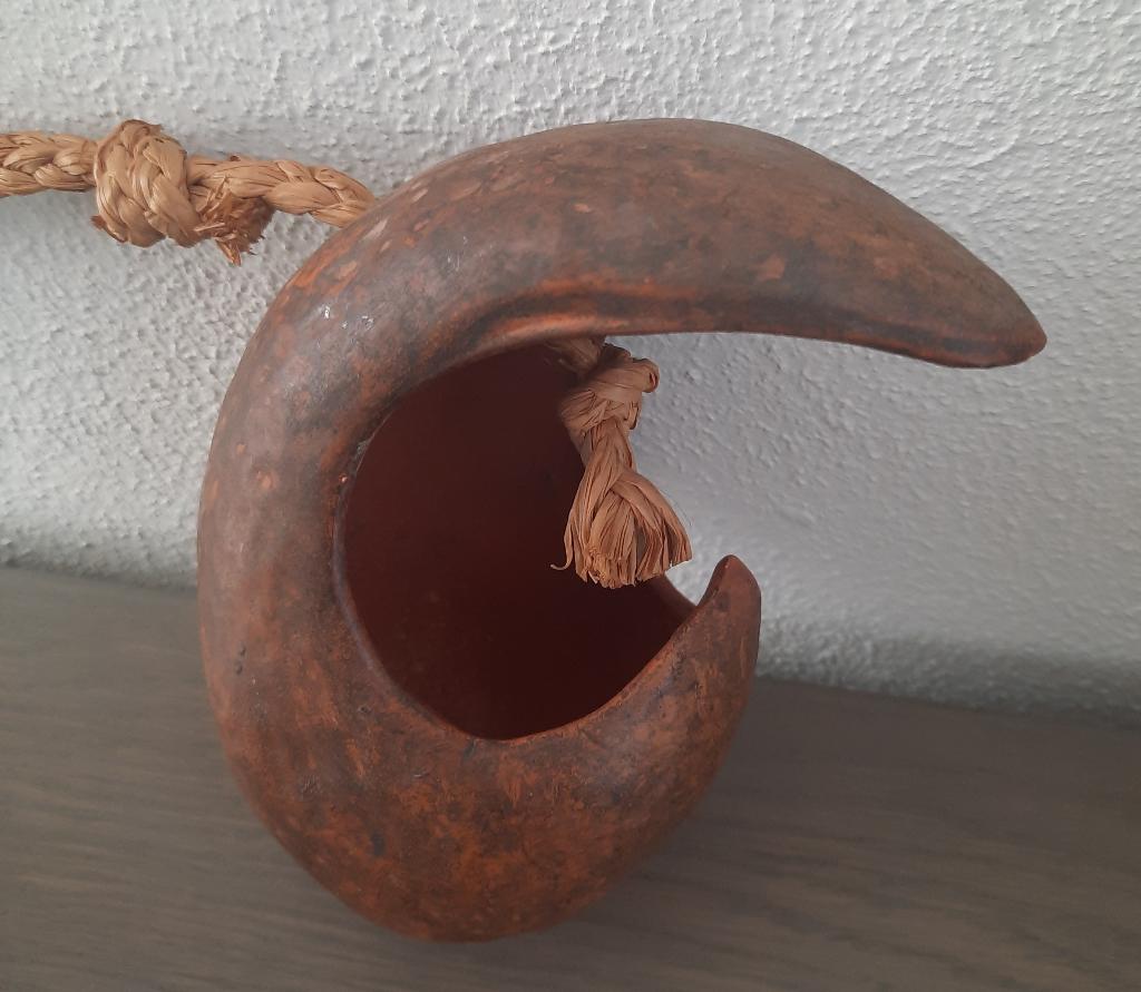 hangende bloempot van aardewerk, Gebruikt, Ophalen of Verzenden, Balkon, Overige vormen