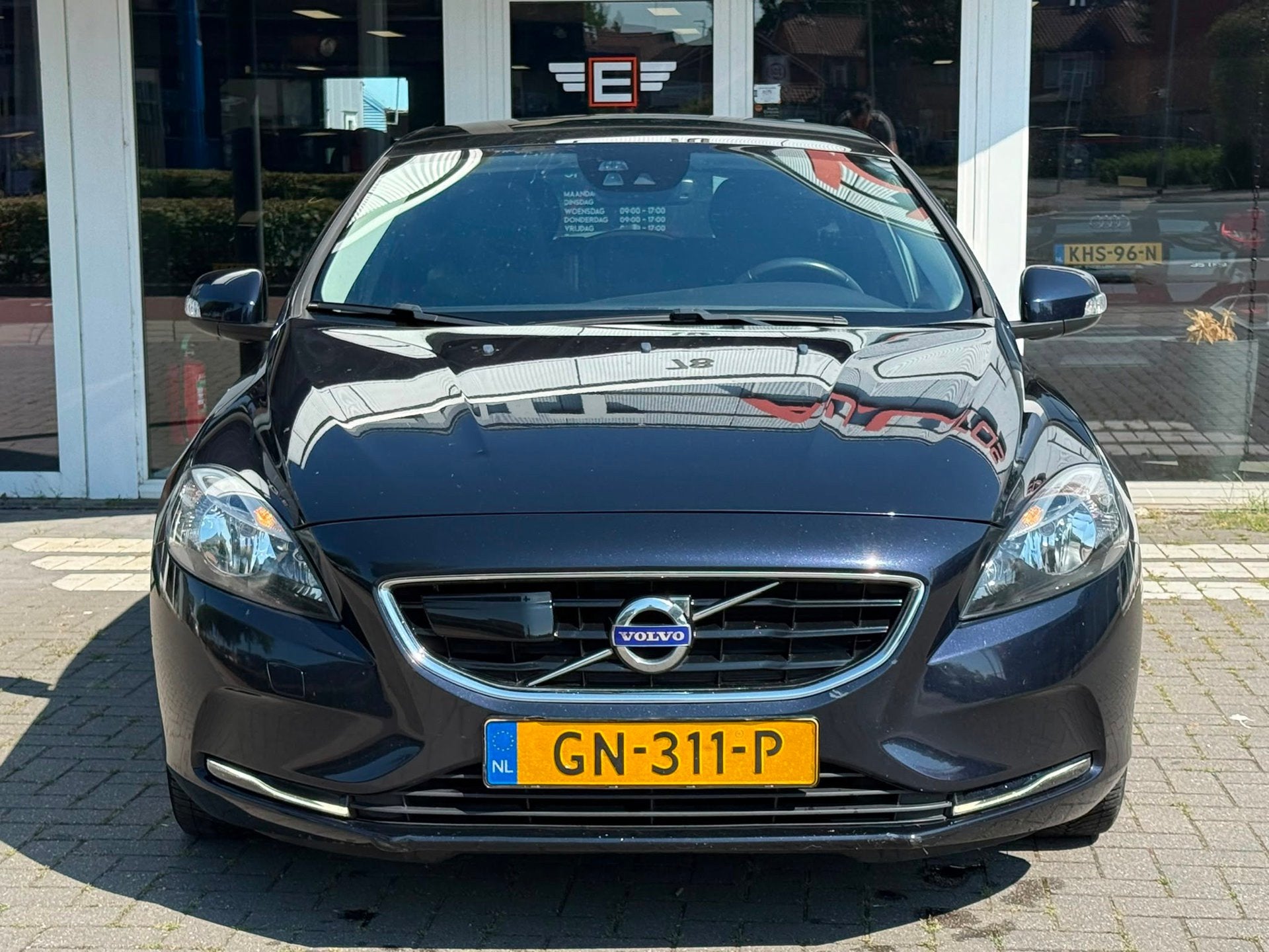 Volvo V40 2.0 D2 Kinetic Business | Panoramadak | Navigatie, Auto's, Volvo, Voorwielaandrijving, Stof, Gebruikt, 4 cilinders