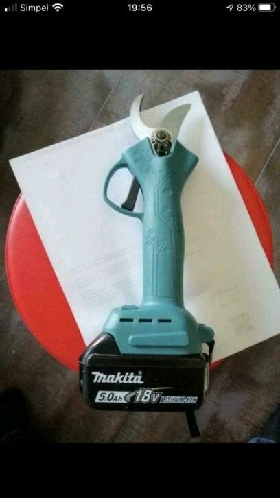 snoeischaar en kettingzaag  geschikt voor Makita accu, Ophalen of Verzenden, Nieuw, 20 t/m 29 mm