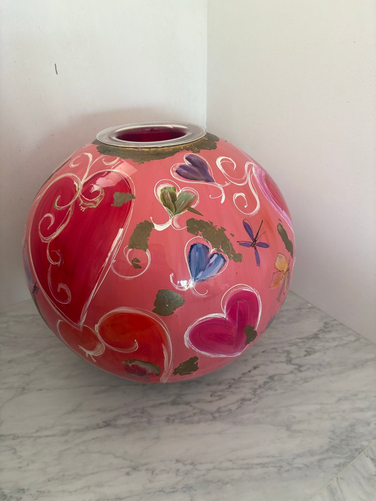 Doortje ijpelaar roze vaas met hartjes en vlinders, Ophalen, Roze