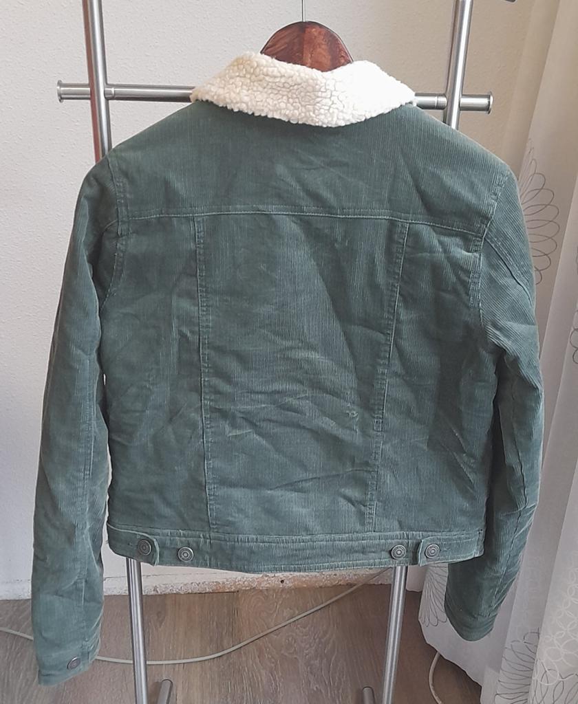 Groen ribfluwelen jasje met teddy voering, Kleding | Dames, Ophalen of Verzenden, Onbekend, Maat 36 (S), Gedragen