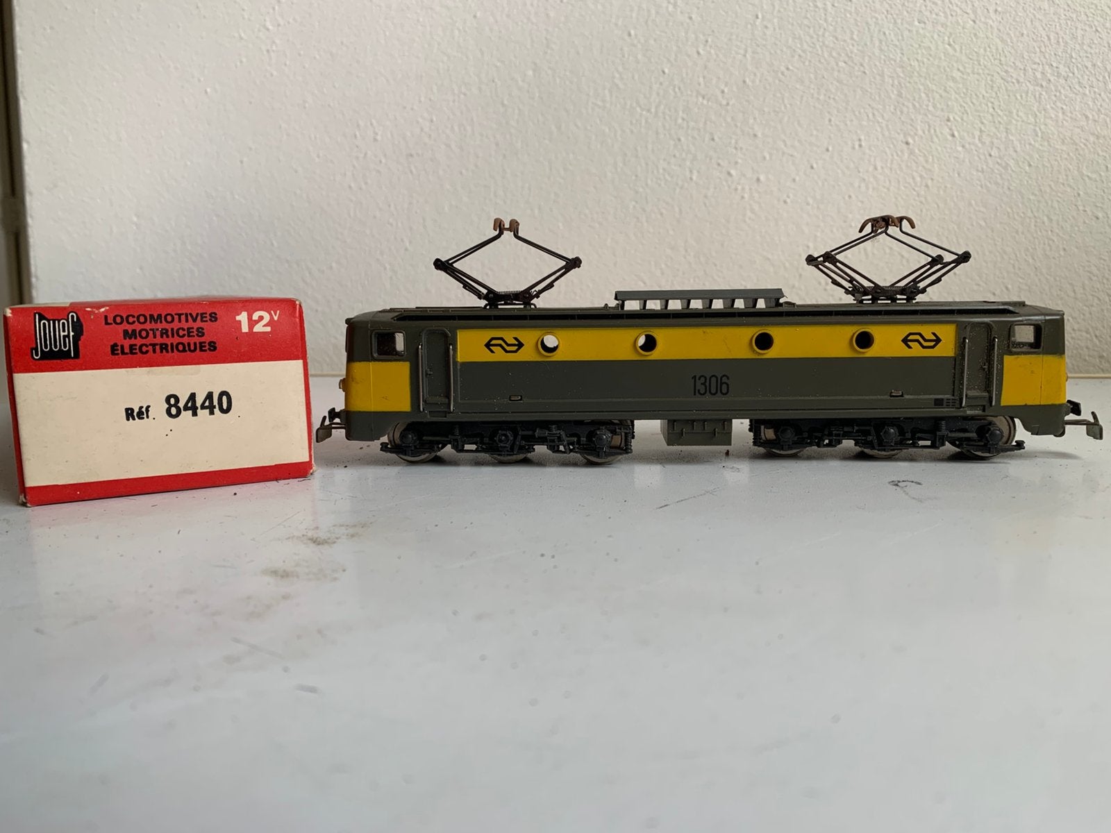 Jouef HO Electrische locomotief (NS), Hobby en Vrije tijd, Ophalen of Verzenden, Gelijkstroom, Locomotief, NS