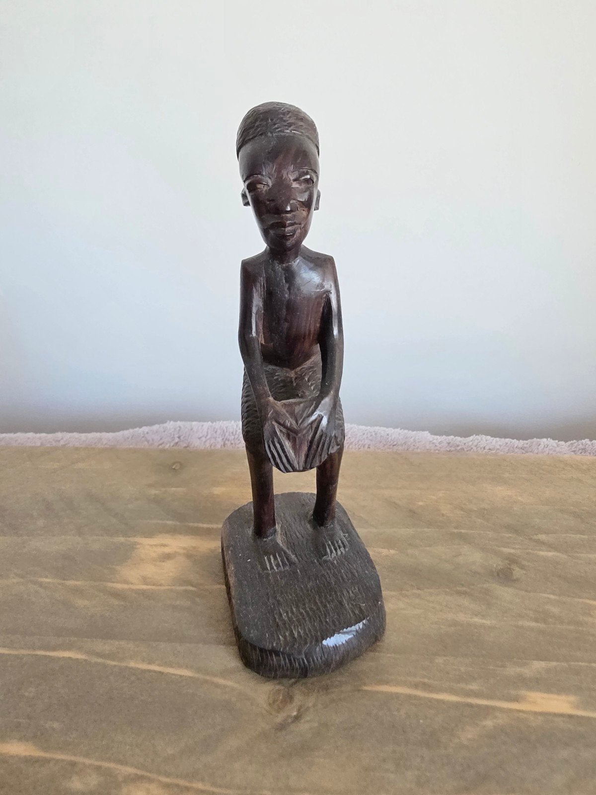 Vintage Afrikaans beeldje - Handgesneden figuur, Ophalen of Verzenden