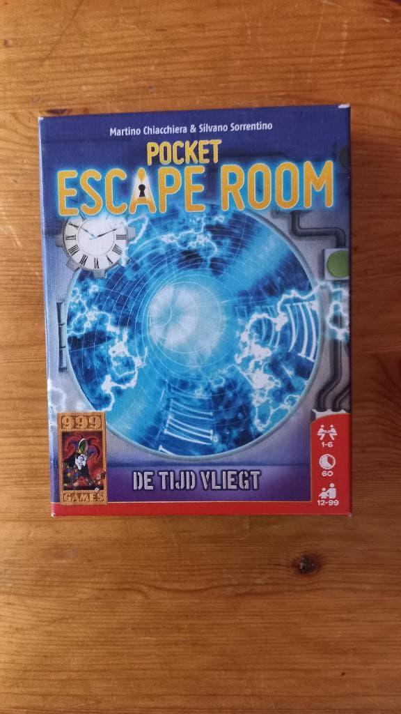 Pocket escape room De tijd vliegt (Nieuw) kaartspel, Een of twee spelers, Ophalen of Verzenden, Nieuw