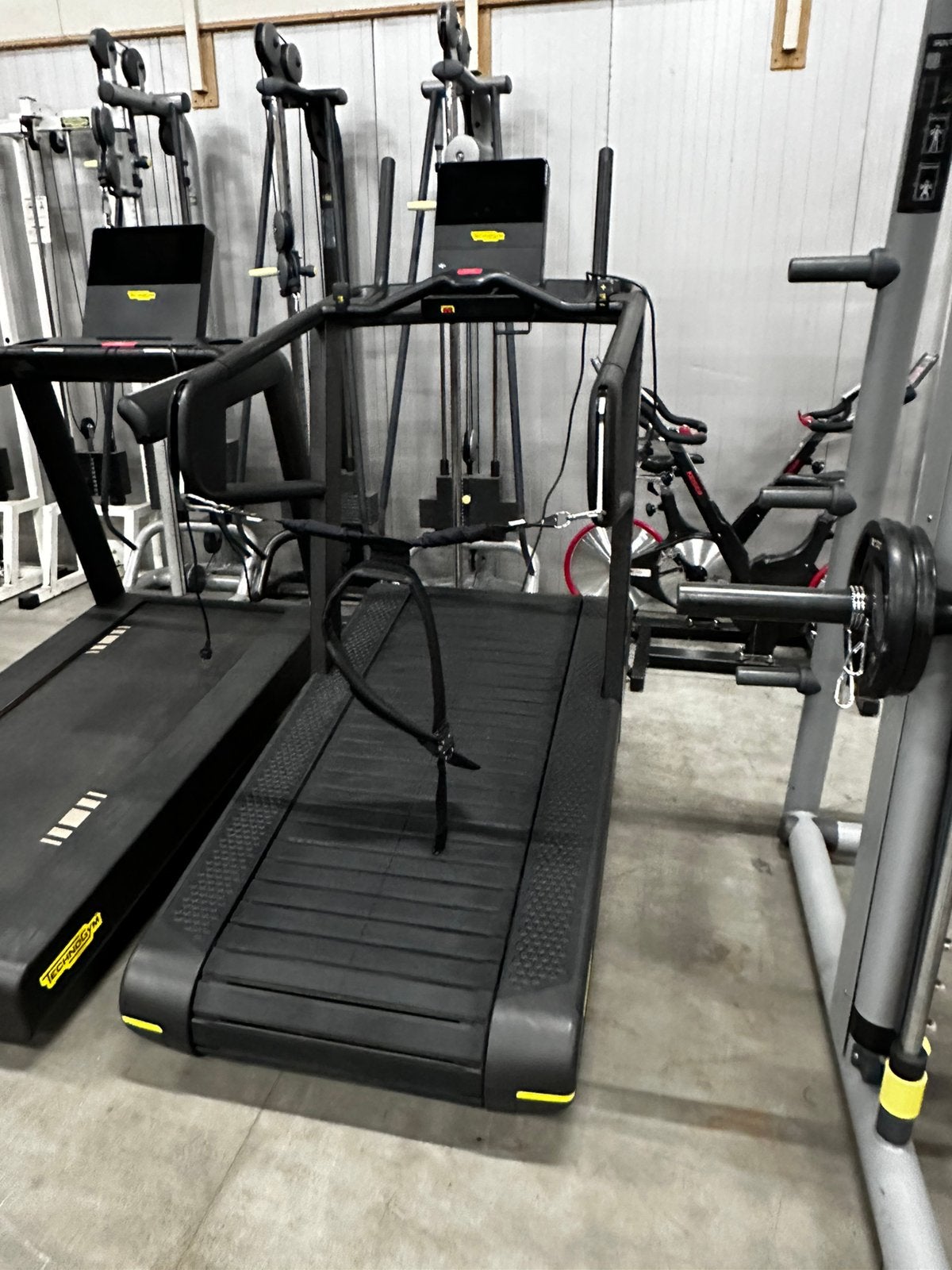 Technogym Skillrun Live 10, inclusief unieke parachutekit, Sport en Fitness, Ophalen, Gebruikt, Overige typen