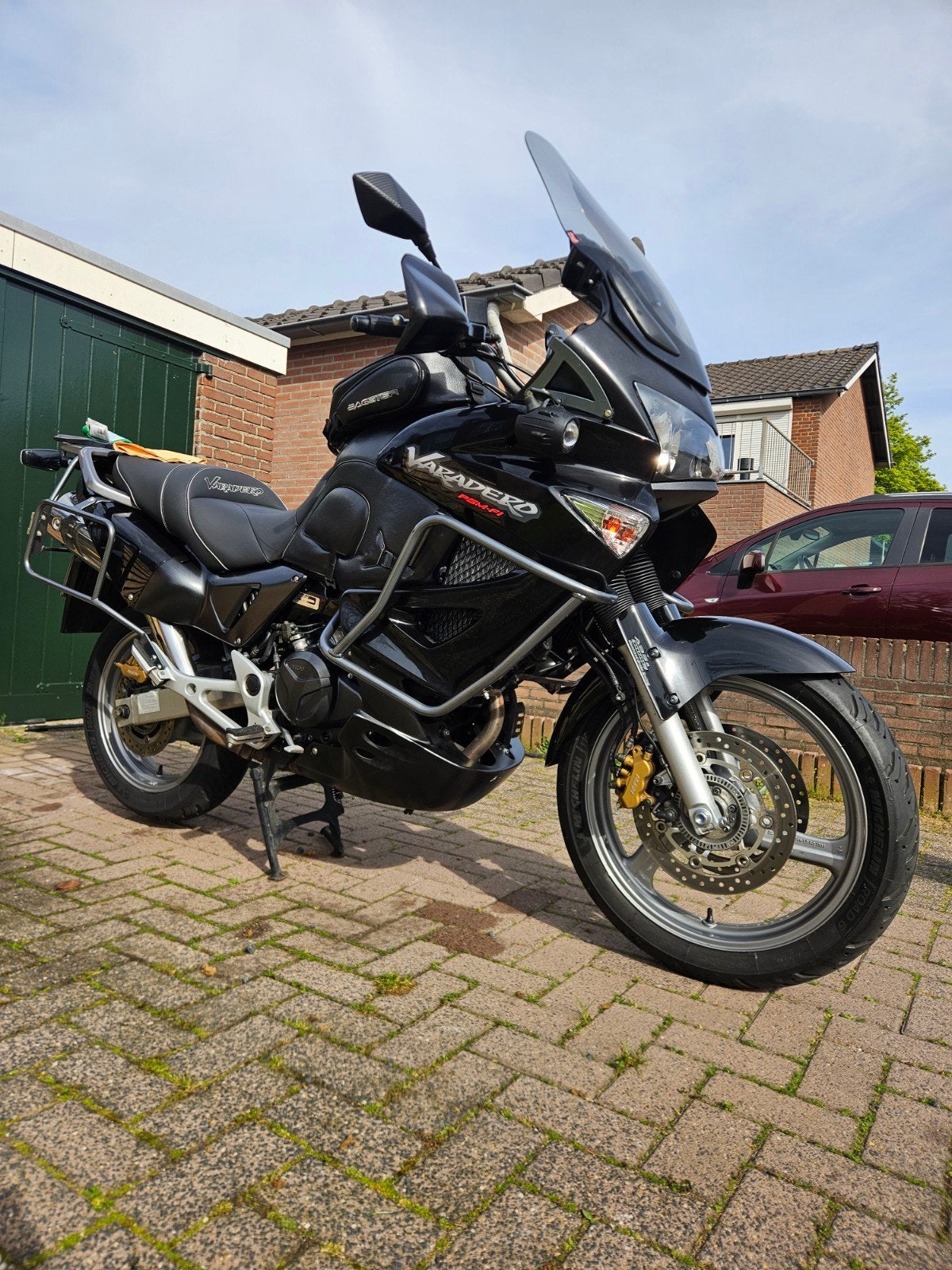Honda Varadero uit 2006 bomvol opties! bekijkt u alle foto's, Motoren, Ophalen of Verzenden