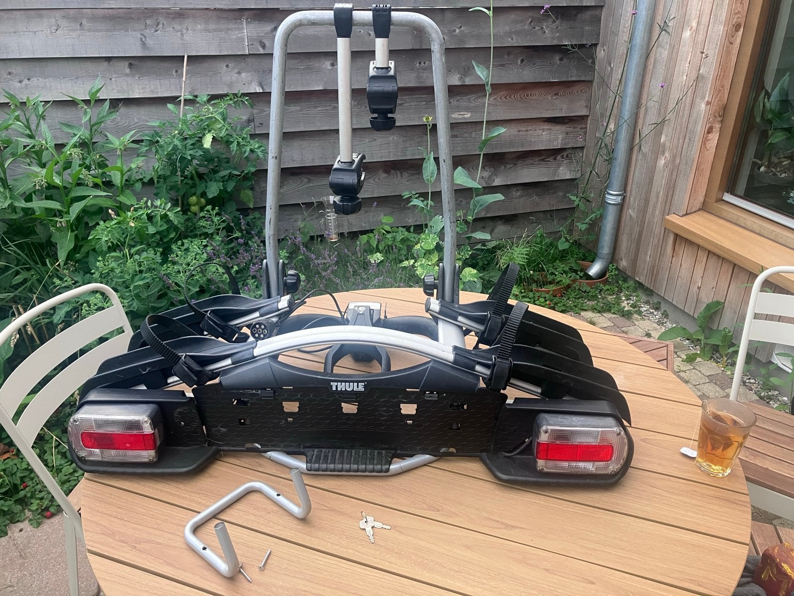 Thule Euroway 921 met ophangbeugel, Ophalen, 2 fietsen, Gebruikt, Trekhaakdrager
