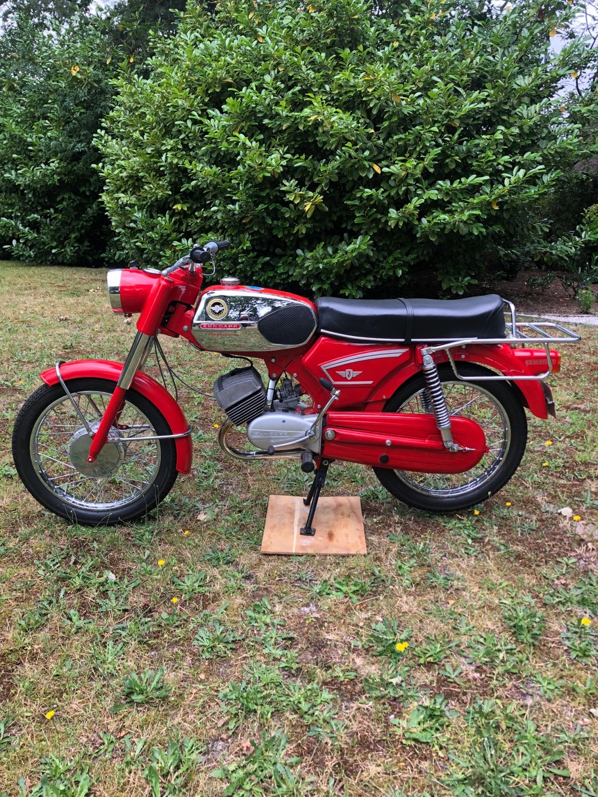 Zundapp 517 KS50 Super SL - Monza-Rot, Juni 1969, Fietsen en Brommers, Brommers | Zundapp, Ophalen, Maximaal 45 km/u, KS50, Zo goed als nieuw