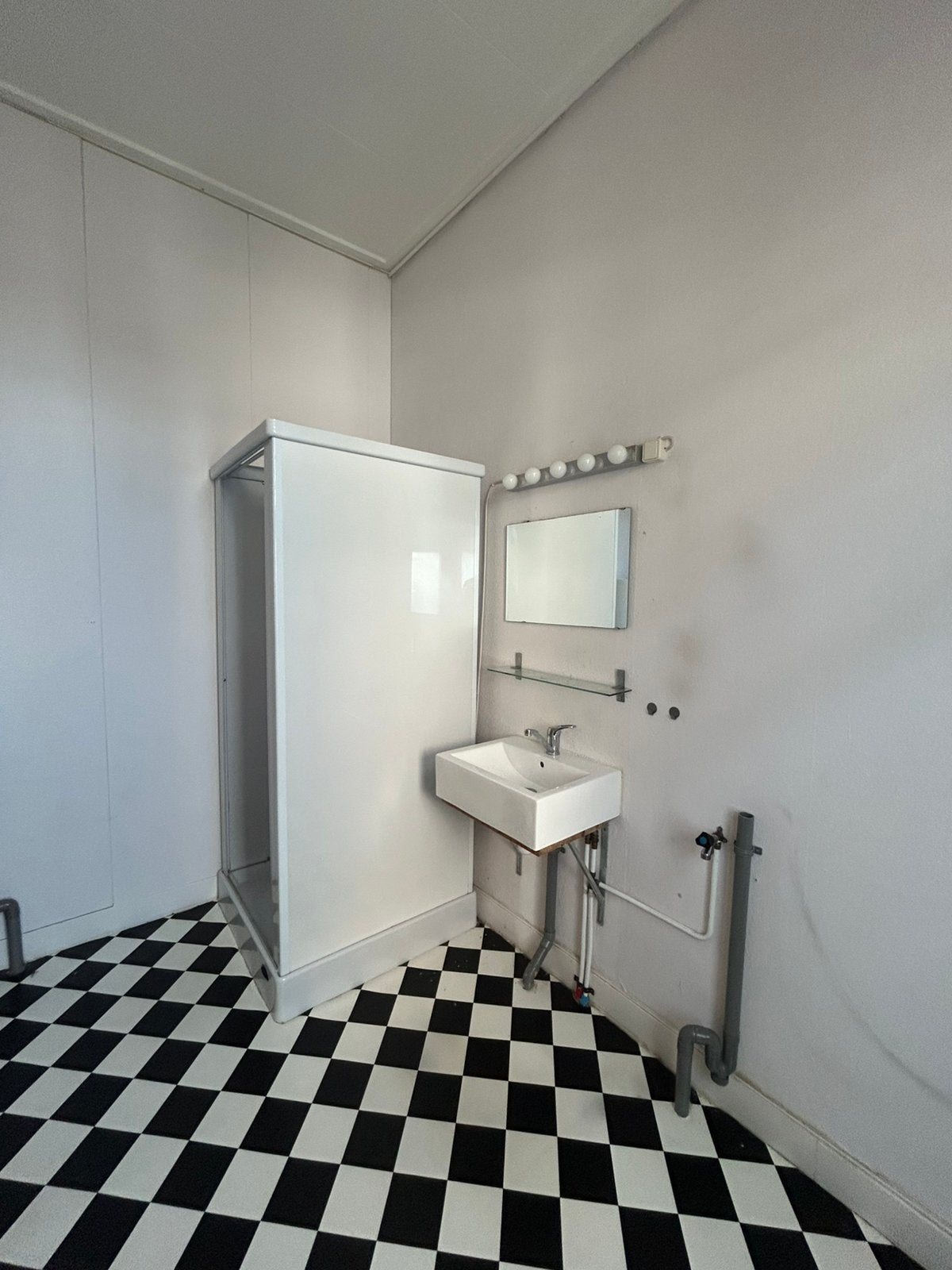 Badkamer douche wasbak toilet, Ophalen, 50 tot 100 cm, Minder dan 100 cm, Wasbak of Wastafel