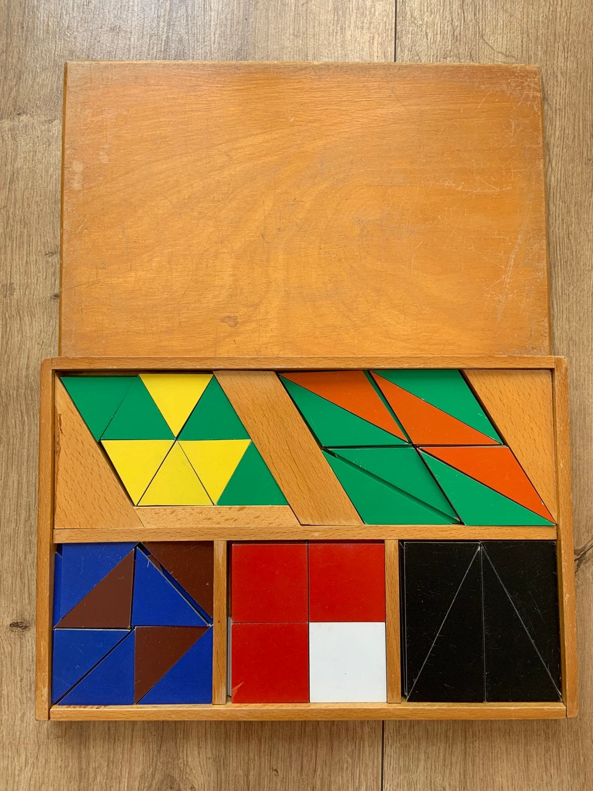Old school houten kist met mosaiek, Ophalen of Verzenden, Zo goed als nieuw