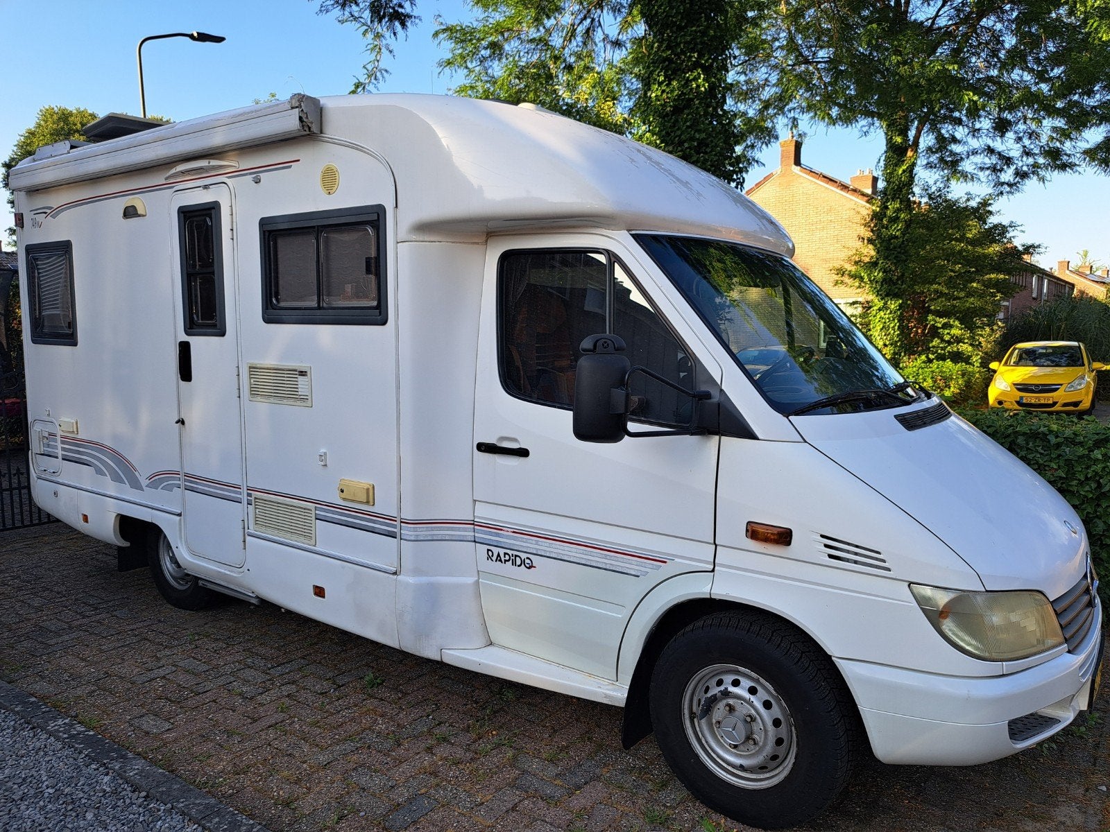 Caravans And Camping Mercedes